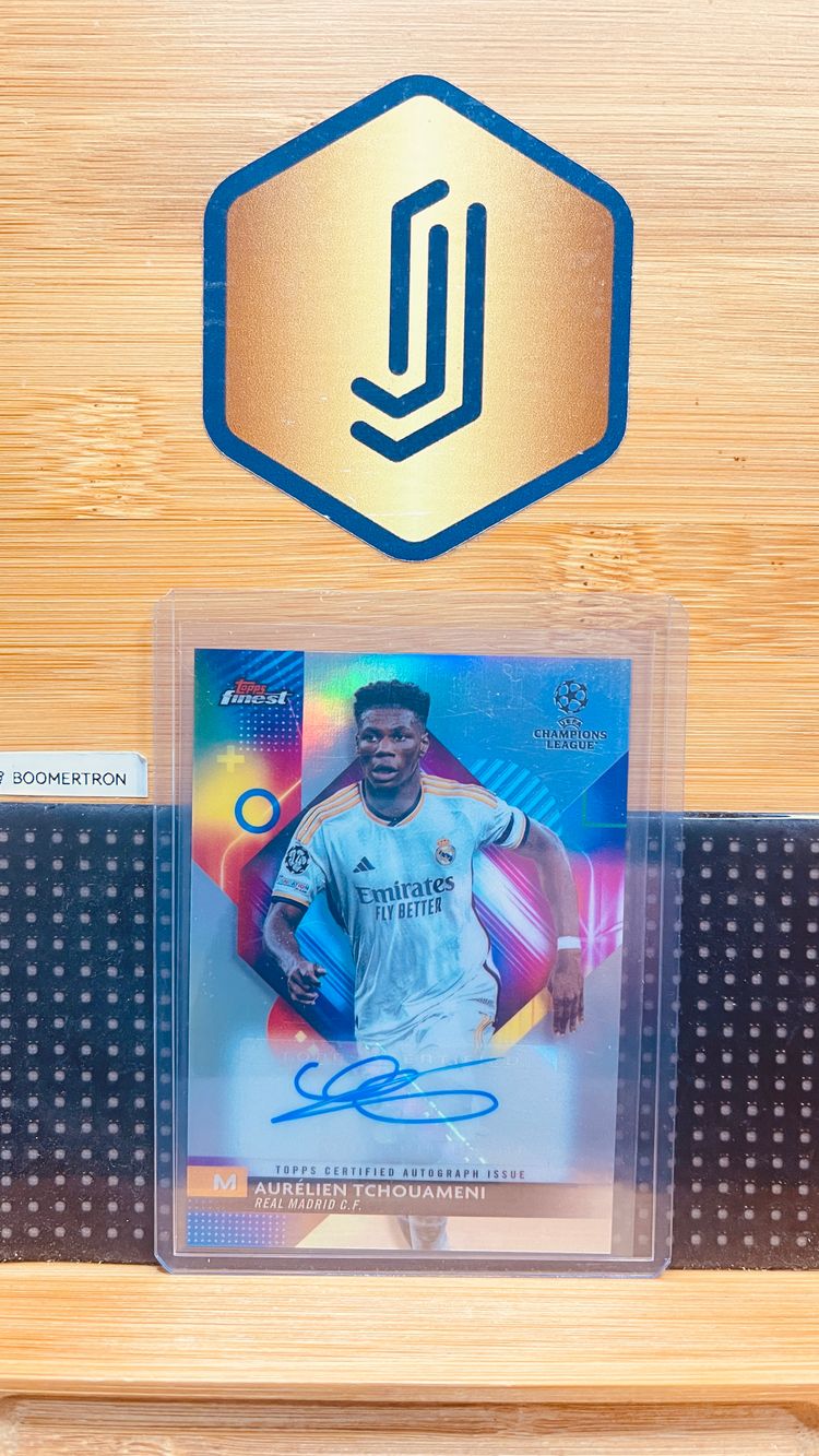 AUTO - Aurelien Tchouameni - Real Madrid - refractor - Topps Finest UCC 2324